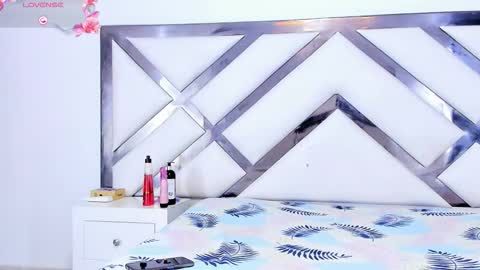 Tifani brown online show from February 20, 12:40 pm