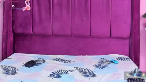 Tifani brown online show from March 13, 2:42 pm