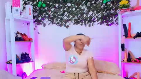 Tifanny Nails  online show from June 22, 6:26 pm
