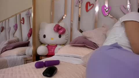 Snapshot of tifany_chill chatting on February 11, 6:55 pm online show from February 11, 6:55 pm