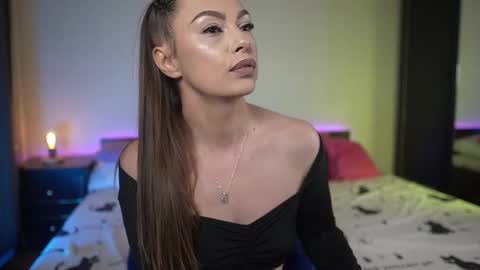 Tiffany online show from January 16, 12:30 am