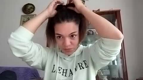 Tiffany online show from December 4, 7:11 am