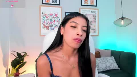 tiffany_low online show from July 29, 3:12 pm