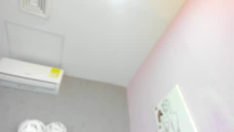 tiffany_mendez online show from June 18, 11:59 am