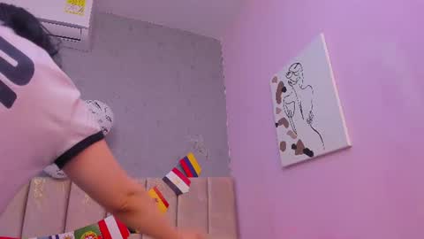 tiffany_mendez online show from June 22, 12:01 pm