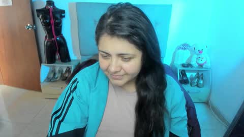 TiffanyAmazing online show from December 15, 12:34 pm