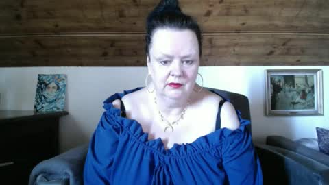TiffanyMature online show from May 2, 2:56 pm