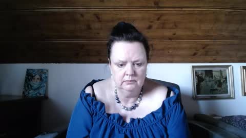 TiffanyMature online show from April 29, 5:30 pm