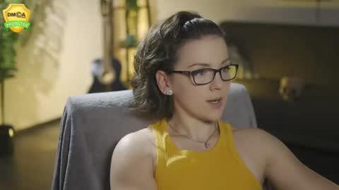 tiffanyriox online show from July 10, 1:54 am