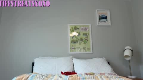 Tiffstreatsxoxo online show from June 19, 7:53 pm