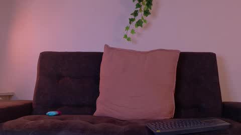 Tiffany  online show from March 4, 9:23 pm