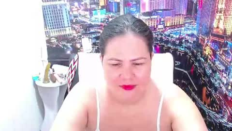 Tila online show from April 30, 1:32 am