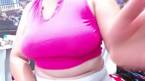 Tila online show from April 29, 2:49 am