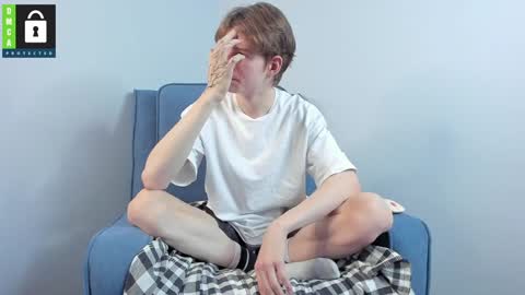 Snapshot of tim_milll chatting on December 11, 8:36 am Tim online show from December 11, 8:36 am