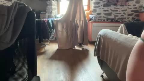 Snapshot of timplaw chatting on March 7, 10:13 am Timplaw online show from March 7, 10:13 am