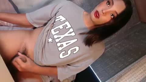 Snapshot of tina_allure chatting on September 12, 12:40 pm Tina online show from September 12, 12:40 pm
