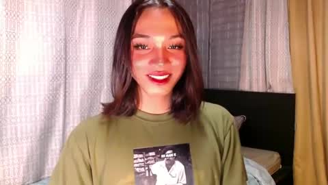 Snapshot of tina_allure chatting on February 4, 9:28 am Tina online show from February 4, 9:28 am