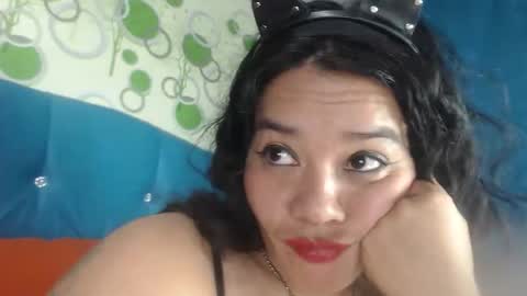 Snapshot of tina_hottt chatting on October 17, 2:15 am tina_hottt online show from October 17, 2:15 am