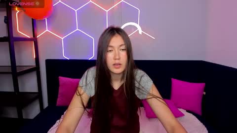 Snapshot of tina_porter chatting on October 4, 2:42 am Tina online show from October 4, 2:42 am