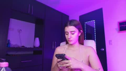 Tina  online show from February 19, 7:07 am