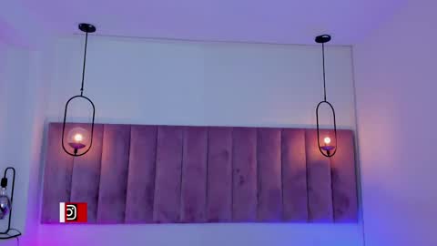 Snapshot of tinacurly chatting on September 20, 5:43 am Tina online show from September 20, 5:43 am