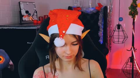 Tina Davil online show from December 23, 7:30 pm