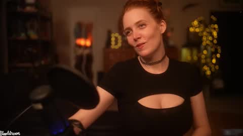 Tina -  online show from March 22, 2:26 am