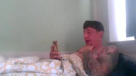 tinizzle86 online show from May 11, 7:04 am