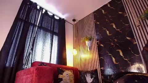 Tiny  online show from May 1, 12:43 pm