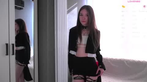 Annie online show from June 17, 1:38 pm