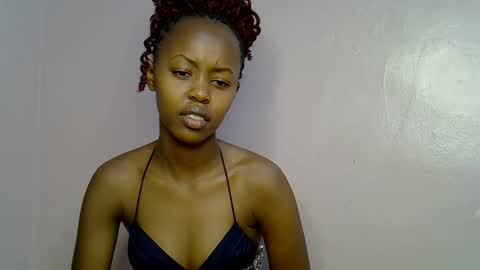 Snapshot of tinybarbie_ chatting on September 20, 7:39 pm Barbie online show from September 20, 7:39 pm