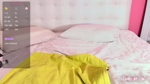 LITTLE MIKAELA   online show from December 17, 9:39 am