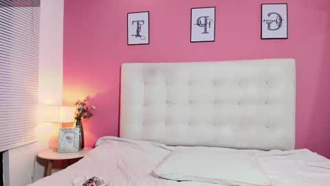 LITTLE MIKAELA   online show from December 13, 9:13 am