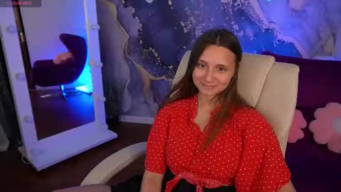 tinynataliee online show from July 21, 10:01 pm