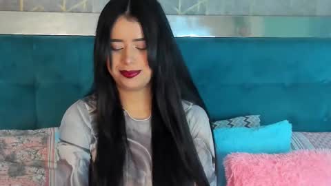 Tinnyrose online show from March 13, 3:32 am