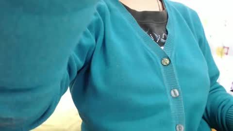 tinyslut66 online show from May 1, 9:14 am