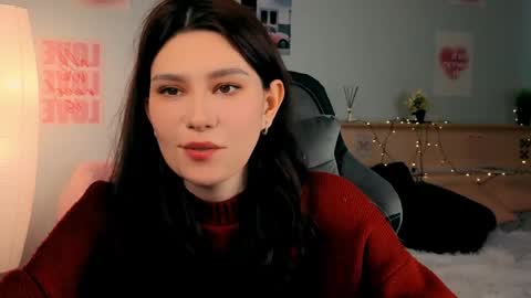 Polly online show from April 21, 1:29 pm