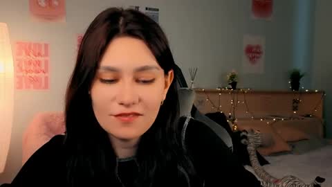 Polly online show from April 26, 1:20 pm