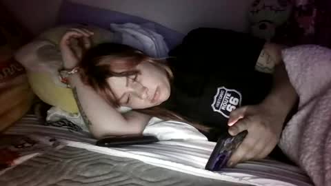 tinytittiexx online show from June 14, 2:24 am
