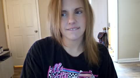 tinywithtiddies online show from February 9, 2:15 am