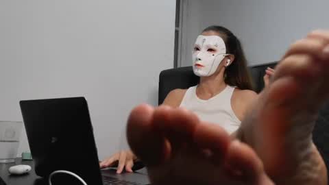 Tinks online show from July 28, 8:52 pm