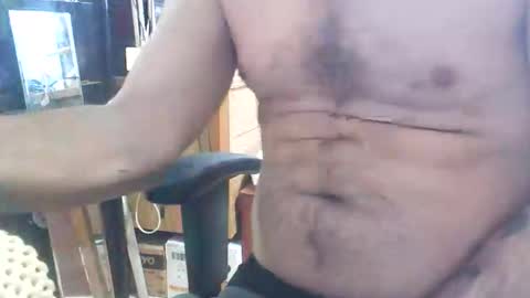 tiqueb40 online show from March 8, 7:07 pm