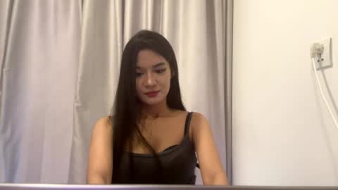 Xiao wu online show from May 1, 7:24 am