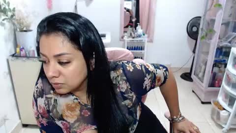 DIVA online show from April 30, 8:57 pm