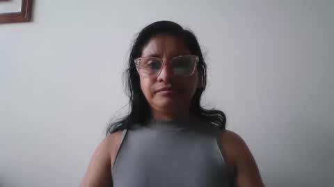 Ester online show from December 27, 1:50 pm