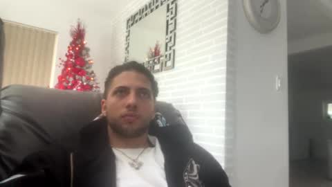 titto213 online show from December 27, 6:31 pm