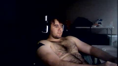 tizzledude online show from July 23, 8:23 am