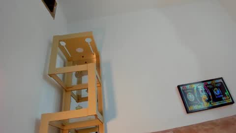 tj_detwailer online show from February 20, 7:55 am