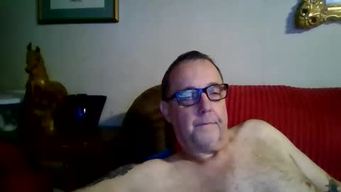 Vols online show from May 1, 1:54 am
