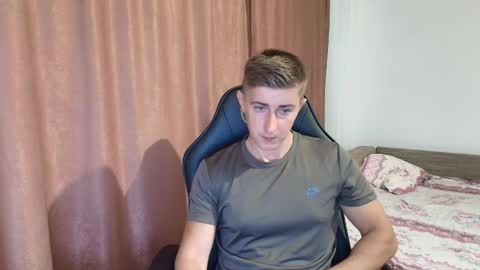 todhorny987 online show from February 17, 8:30 am